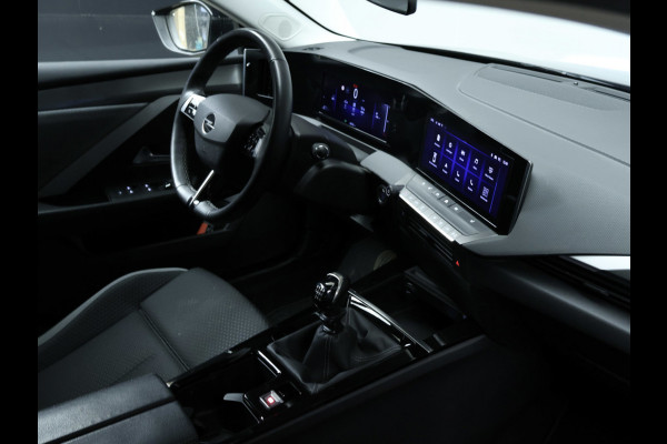 Opel Astra 1.2 Business Edition Sport (APPLE CARPLAY,NAVI,CAMERA,PDC,STOELVERWARMING,CLIMATE,CRUISE,GETINT,SPORTSTOELEN,LM VELGEN)