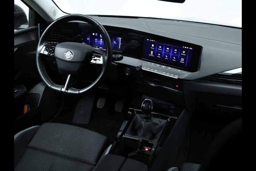 Opel Astra 1.2 Business Edition Sport (APPLE CARPLAY,NAVI,CAMERA,PDC,STOELVERWARMING,CLIMATE,CRUISE,GETINT,SPORTSTOELEN,LM VELGEN)