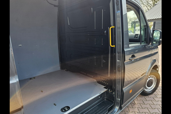 MAN TGE 35 2.0TDI 177PK Automaat 4x4 L3H3 (L2H2) | LED | Trekhaak | Navi | Camera | Stoelverwarming | App-connect | Cruise | Bijrijdersbank |