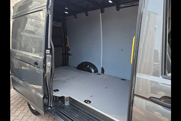 MAN TGE 35 2.0TDI 177PK Automaat 4x4 L3H3 (L2H2) | LED | Trekhaak | Navi | Camera | Stoelverwarming | App-connect | Cruise | Bijrijdersbank |