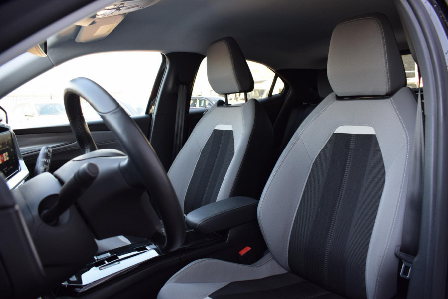 Opel Mokka-e Elegance 50-kWh 11kw bl. | SOH: 98,1% | Apple CarPlay | Stuur- en Stoelverw. | Keyless