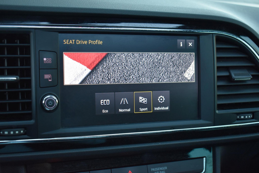 Seat Leon ST 1.4 EcoTSI FR Business Intense Pano Lane ACC Keyless BBD