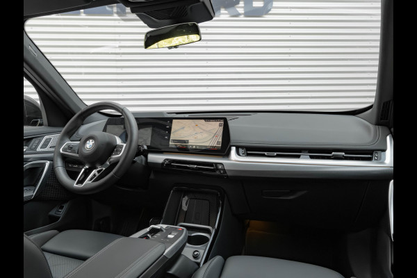 BMW X1 sDrive18i M-Sport Pro - Innovation - Travel - Comfort Pack