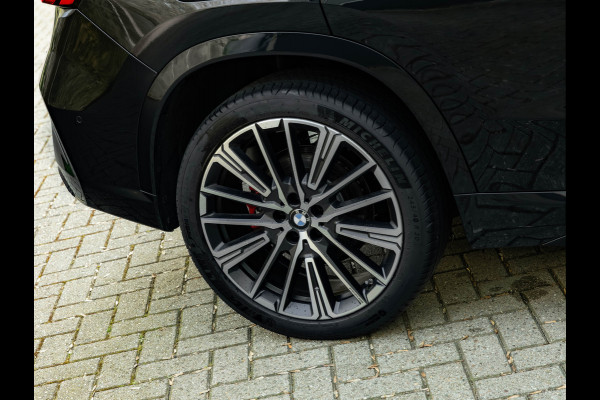 BMW X1 sDrive18i M-Sport Pro - Innovation - Travel - Comfort Pack