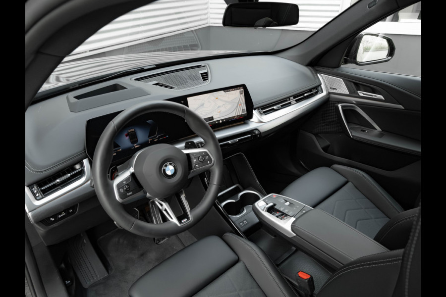 BMW X1 sDrive18i M-Sport Pro - Innovation - Travel - Comfort Pack