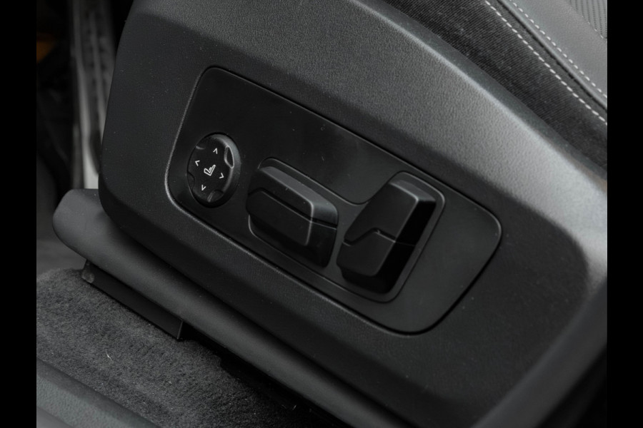 BMW X1 sDrive18i M-Sport Pro - Innovation - Travel - Comfort Pack