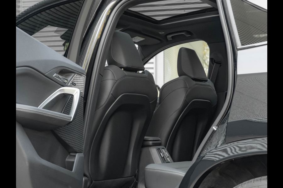 BMW X1 sDrive18i M-Sport Pro - Innovation - Travel - Comfort Pack