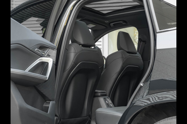 BMW X1 sDrive18i M-Sport Pro - Innovation - Travel - Comfort Pack