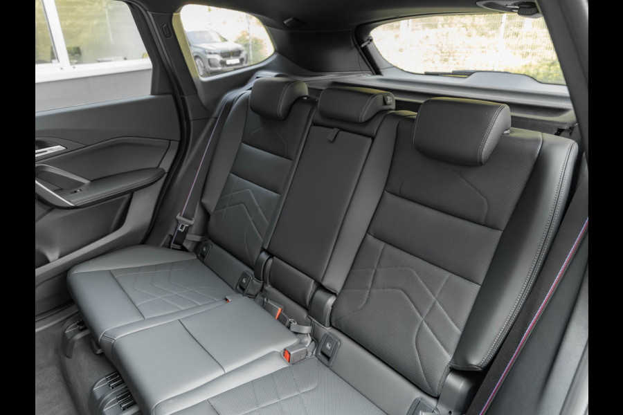BMW X1 sDrive18i M-Sport Pro - Innovation - Travel - Comfort Pack