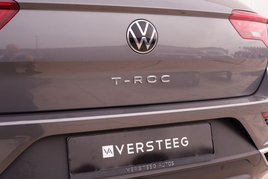 Volkswagen T-Roc 1.5 TSI Sport LED | Trekhaak | Carplay | Camera | Virtual Cockpit | PDC