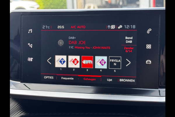 Peugeot 2008 1.2 PT Allure | 130 PK | Trekhaak | Navigatie | NL-Auto | Parkeersensoren | Climate Control |