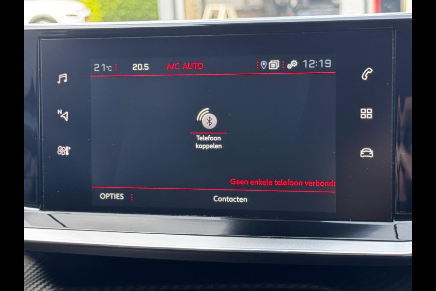 Peugeot 2008 1.2 PT Allure | 130 PK | Trekhaak | Navigatie | NL-Auto | Parkeersensoren | Climate Control |