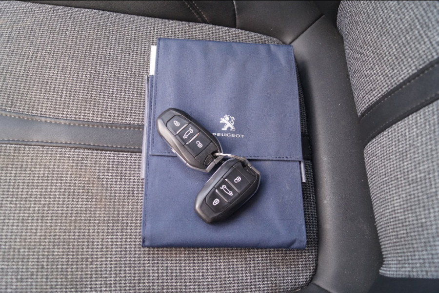 Peugeot 5008 1.2 PureTech Allure 7-persoons -NAVI-ECC-PDC-CRUISE-
