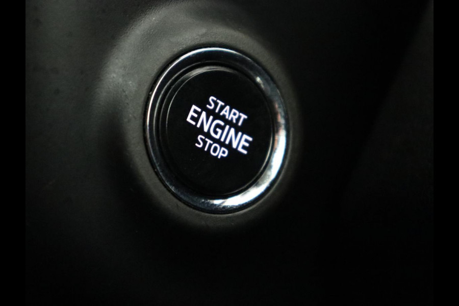 Škoda Octavia 1.5 e-TSI Business Edition | Stoelverwarming | Trekhaak | Camera | Carplay | Sfeerverlichting | Memory | Navigatie | Full LED | Digital Cockpit | Side Assist | Climate control | Cruise control