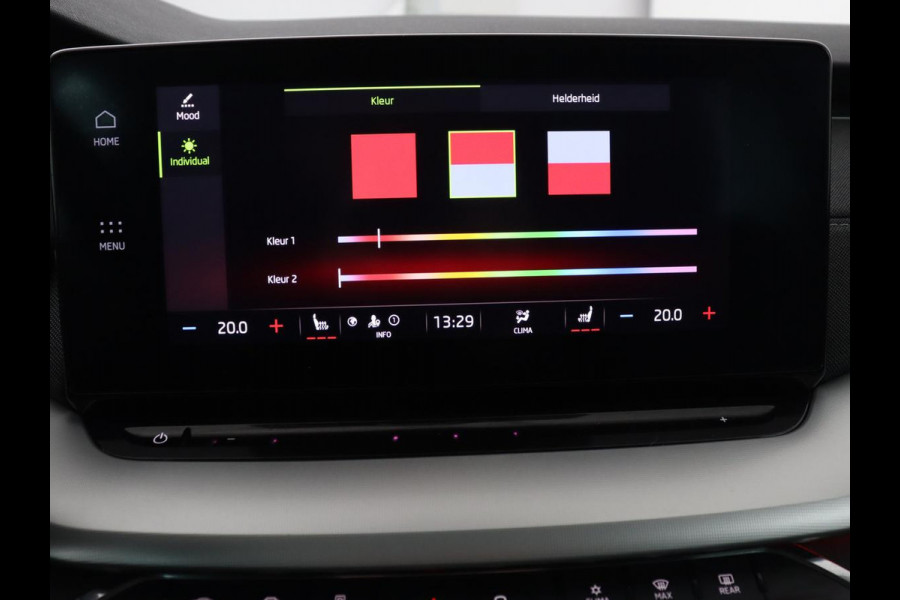 Škoda Octavia 1.5 e-TSI Business Edition | Stoelverwarming | Trekhaak | Camera | Carplay | Sfeerverlichting | Memory | Navigatie | Full LED | Digital Cockpit | Side Assist | Climate control | Cruise control