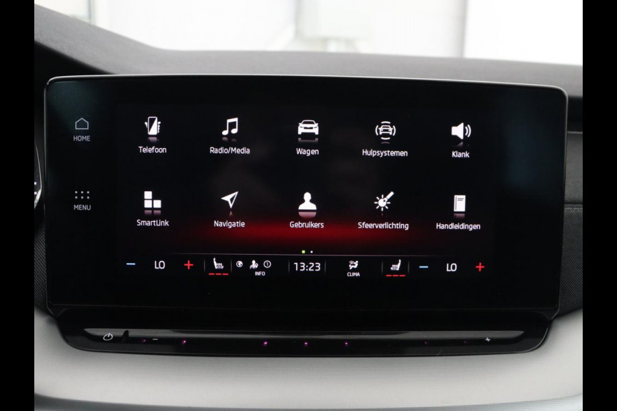 Škoda Octavia 1.5 e-TSI Business Edition | Stoelverwarming | Trekhaak | Camera | Carplay | Sfeerverlichting | Memory | Navigatie | Full LED | Digital Cockpit | Side Assist | Climate control | Cruise control