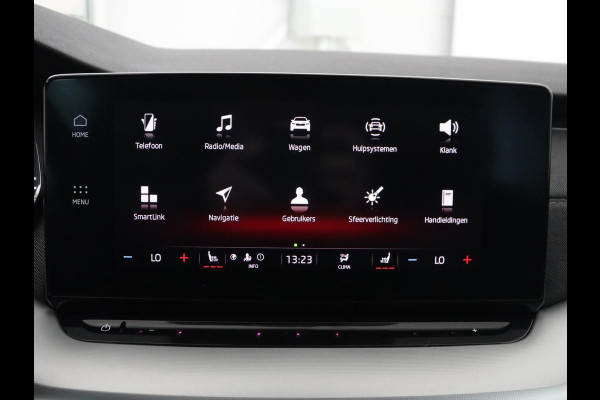 Škoda Octavia 1.5 e-TSI Business Edition | Stoelverwarming | Trekhaak | Camera | Carplay | Sfeerverlichting | Memory | Navigatie | Full LED | Digital Cockpit | Side Assist | Climate control | Cruise control