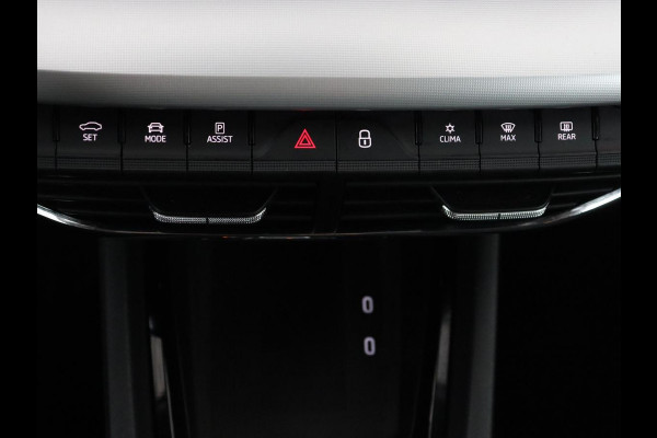 Škoda Octavia 1.5 e-TSI Business Edition | Stoelverwarming | Trekhaak | Camera | Carplay | Sfeerverlichting | Memory | Navigatie | Full LED | Digital Cockpit | Side Assist | Climate control | Cruise control