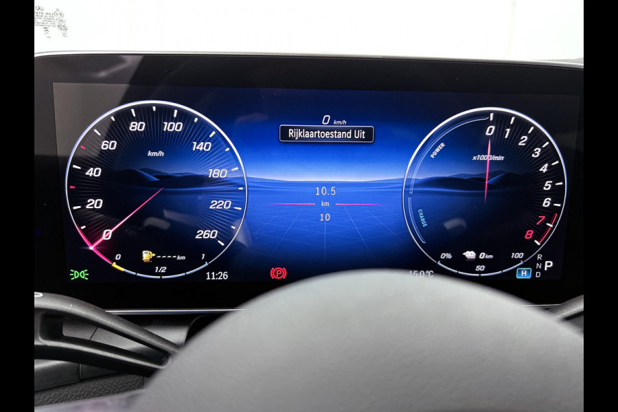 Mercedes-Benz GLC 300e 4MATIC Business Solution AMG | Premium | Nightpakket | Trekhaak | 20” multispaaks AMG-velgen | Smartphone-integratie | 360° camera | Sfeerverlichting | URBAN GUARD Plus |