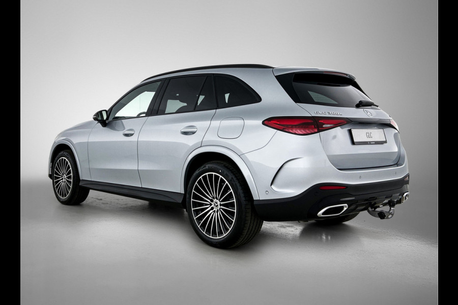 Mercedes-Benz GLC 300e 4MATIC Business Solution AMG | Premium | Nightpakket | Trekhaak | 20” multispaaks AMG-velgen | Smartphone-integratie | 360° camera | Sfeerverlichting | URBAN GUARD Plus |