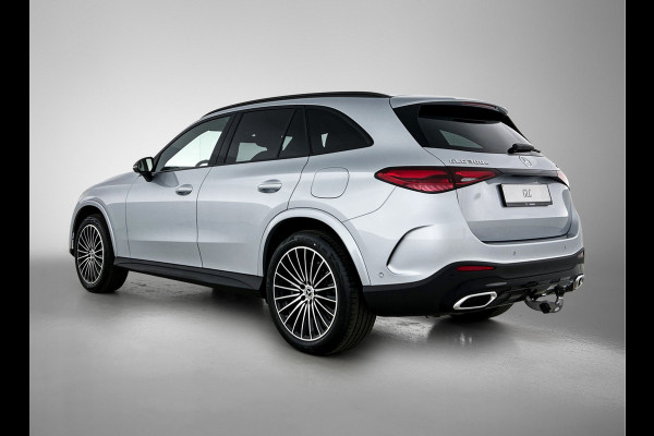 Mercedes-Benz GLC 300e 4MATIC Business Solution AMG | Premium | Nightpakket | Trekhaak | 20” multispaaks AMG-velgen | Smartphone-integratie | 360° camera | Sfeerverlichting | URBAN GUARD Plus |