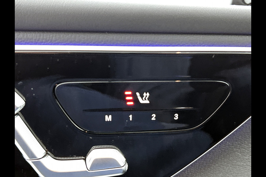 Mercedes-Benz GLC 300e 4MATIC Business Solution AMG | Premium | Nightpakket | Trekhaak | 20” multispaaks AMG-velgen | Smartphone-integratie | 360° camera | Sfeerverlichting | URBAN GUARD Plus |