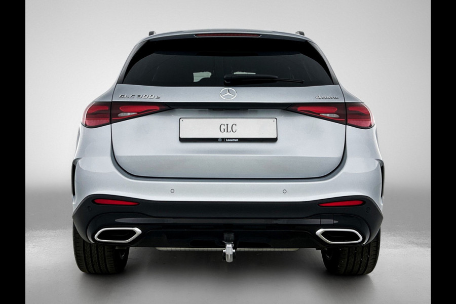 Mercedes-Benz GLC 300e 4MATIC Business Solution AMG | Premium | Nightpakket | Trekhaak | 20” multispaaks AMG-velgen | Smartphone-integratie | 360° camera | Sfeerverlichting | URBAN GUARD Plus |