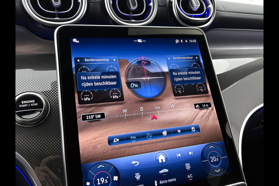 Mercedes-Benz GLC 300e 4MATIC Business Solution AMG | Premium | Nightpakket | Trekhaak | 20” multispaaks AMG-velgen | Smartphone-integratie | 360° camera | Sfeerverlichting | URBAN GUARD Plus |