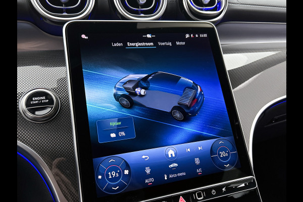 Mercedes-Benz GLC 300e 4MATIC Business Solution AMG | Premium | Nightpakket | Trekhaak | 20” multispaaks AMG-velgen | Smartphone-integratie | 360° camera | Sfeerverlichting | URBAN GUARD Plus |