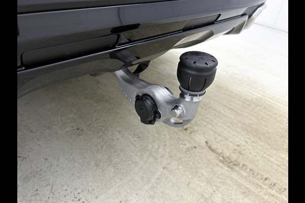 Mercedes-Benz GLC 300e 4MATIC Business Solution AMG | Premium | Nightpakket | Trekhaak | 20” multispaaks AMG-velgen | Smartphone-integratie | 360° camera | Sfeerverlichting | URBAN GUARD Plus |