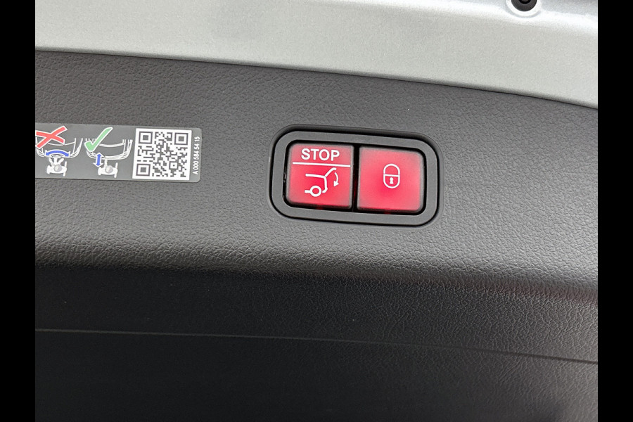 Mercedes-Benz GLC 300e 4MATIC Business Solution AMG | Premium | Nightpakket | Trekhaak | 20” multispaaks AMG-velgen | Smartphone-integratie | 360° camera | Sfeerverlichting | URBAN GUARD Plus |