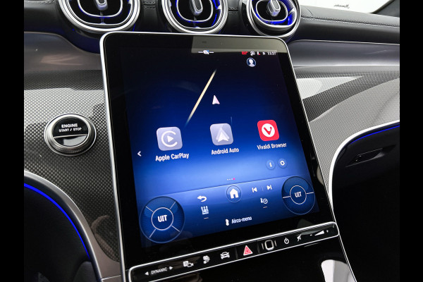 Mercedes-Benz GLC 300e 4MATIC Business Solution AMG | Premium | Nightpakket | Trekhaak | 20” multispaaks AMG-velgen | Smartphone-integratie | 360° camera | Sfeerverlichting | URBAN GUARD Plus |