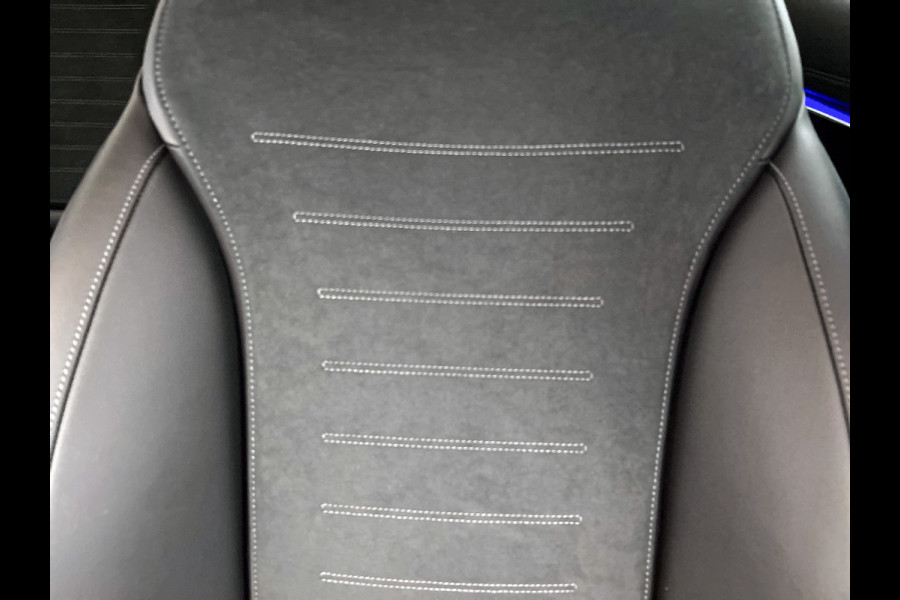 Mercedes-Benz GLC 300e 4MATIC Business Solution AMG | Premium | Nightpakket | Trekhaak | 20” multispaaks AMG-velgen | Smartphone-integratie | 360° camera | Sfeerverlichting | URBAN GUARD Plus |