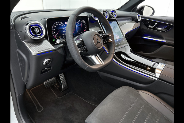 Mercedes-Benz GLC 300e 4MATIC Business Solution AMG | Premium | Nightpakket | Trekhaak | 20” multispaaks AMG-velgen | Smartphone-integratie | 360° camera | Sfeerverlichting | URBAN GUARD Plus |