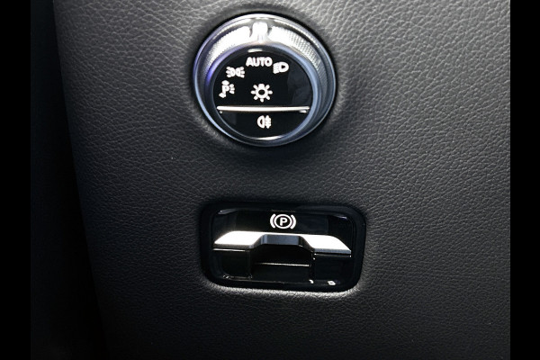 Mercedes-Benz GLC 300e 4MATIC Business Solution AMG | Premium | Nightpakket | Trekhaak | 20” multispaaks AMG-velgen | Smartphone-integratie | 360° camera | Sfeerverlichting | URBAN GUARD Plus |