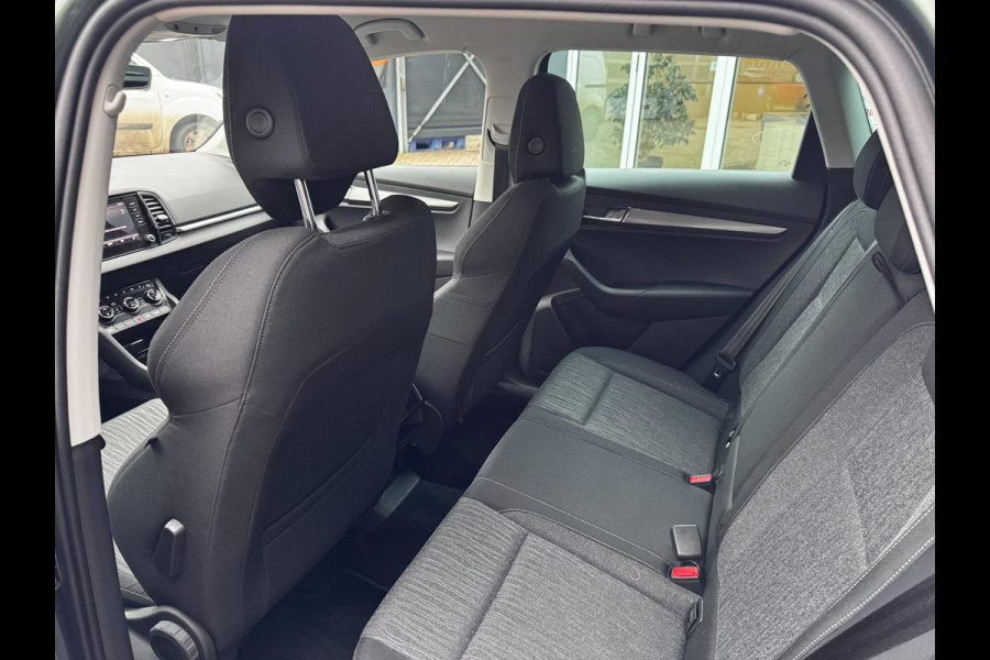 Škoda Karoq 1.5 TSI ACT Sportline Business | 150 PK | Automaat | Trekhaak | Adaptive Cruise | Climate Control | Stoelverwarming