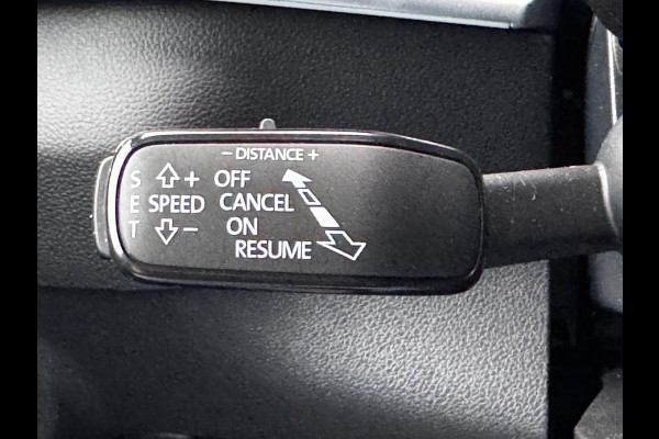 Škoda Karoq 1.5 TSI ACT Sportline Business | 150 PK | Automaat | Trekhaak | Adaptive Cruise | Climate Control | Stoelverwarming