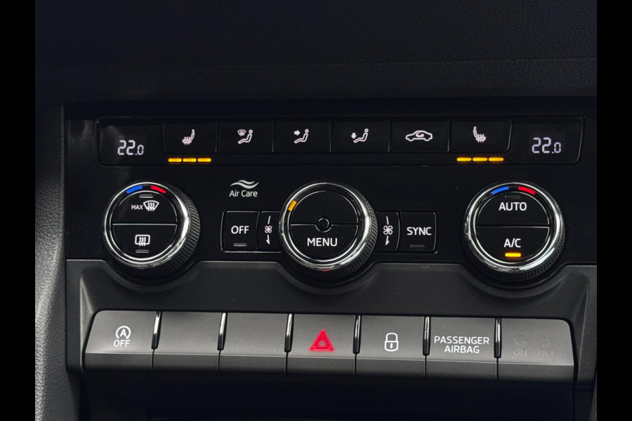 Škoda Karoq 1.5 TSI ACT Sportline Business | 150 PK | Automaat | Trekhaak | Adaptive Cruise | Climate Control | Stoelverwarming