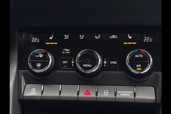 Škoda Karoq 1.5 TSI ACT Sportline Business | 150 PK | Automaat | Trekhaak | Adaptive Cruise | Climate Control | Stoelverwarming