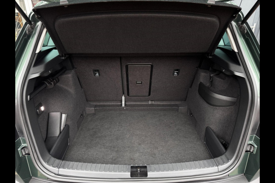 Škoda Karoq 1.5 TSI ACT Sportline Business | 150 PK | Automaat | Trekhaak | Adaptive Cruise | Climate Control | Stoelverwarming