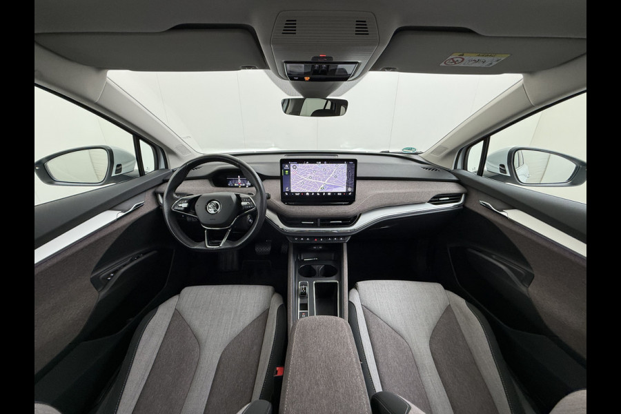 Škoda ENYAQ iV 80 82kwh 204PK Soh 95% Pano-Dak Camera Apple Carplay Android First Edition Navi 3-Zone-Ecc 19"lm PDC-a+v Adaptive-Cruise Lane-Assist Luxus E-Call Stuurverwarming Led Isofix Keyless-Go DAB Rijstrooksensor Origineel Nederlandse Auto Nieuwprijs €  53.000,-