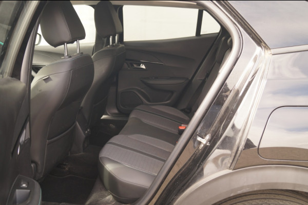 Peugeot 2008 1.2 PureTech Allure -NAVI-ECC-PDC-CRUISE-