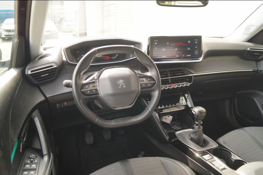 Peugeot 2008 1.2 PureTech Allure -NAVI-ECC-PDC-CRUISE-