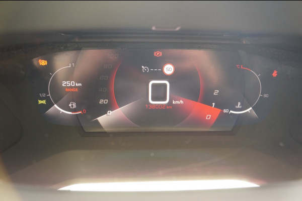 Peugeot 2008 1.2 PureTech Allure -NAVI-ECC-PDC-CRUISE-