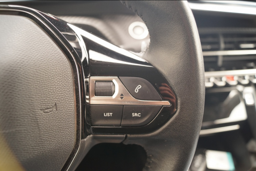Peugeot 2008 1.2 PureTech Allure -NAVI-ECC-PDC-CRUISE-