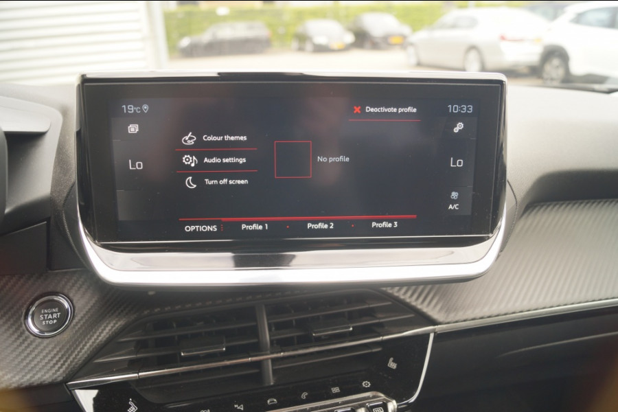 Peugeot 2008 1.2 PureTech Allure -NAVI-ECC-PDC-CRUISE-