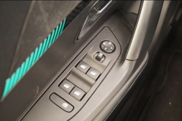 Peugeot 2008 1.2 PureTech Allure -NAVI-ECC-PDC-CRUISE-