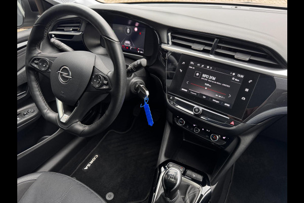 Opel Corsa 1.2 Elegance | Panoramadak | Camera | PDC Voor + Achter | Climate control | Stoel + Stuurverwarming