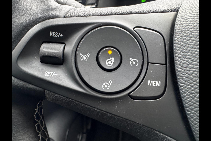 Opel Corsa 1.2 Elegance | Panoramadak | Camera | PDC Voor + Achter | Climate control | Stoel + Stuurverwarming