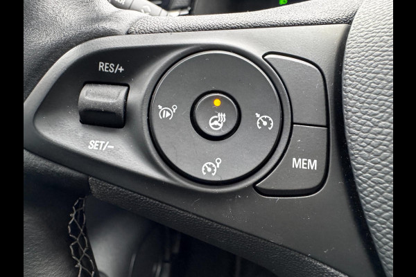 Opel Corsa 1.2 Elegance | Panoramadak | Camera | PDC Voor + Achter | Climate control | Stoel + Stuurverwarming